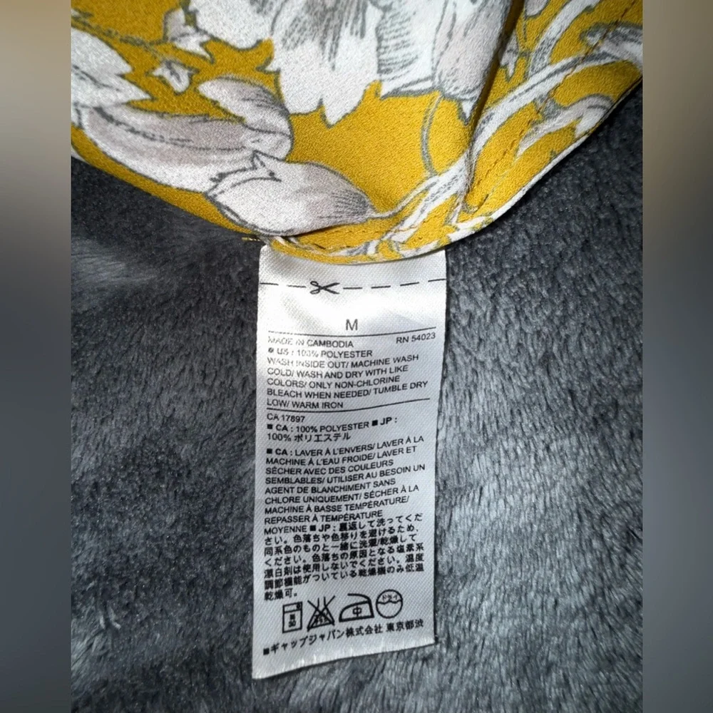 Banana Republic Yellow and White Floral Blouse - Picture 6 of 6